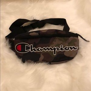 Champion Fanny Pack